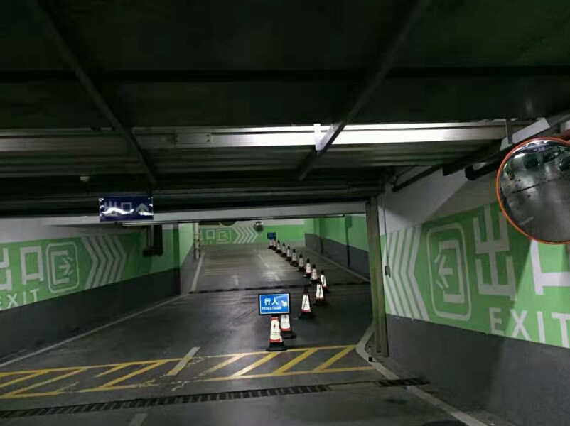 停車場(chǎng)標(biāo)識(shí)粉刷